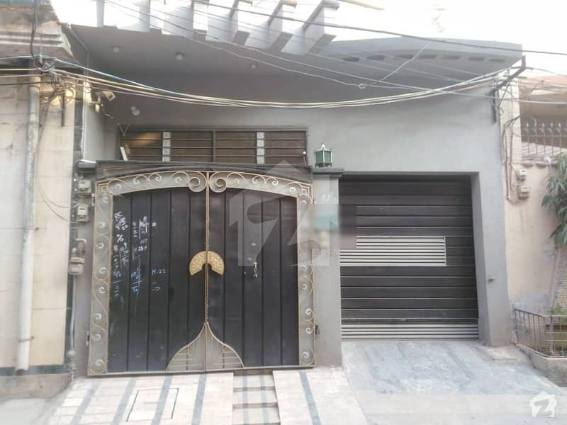 گلشنِ راوی لاہور میں 4 کمروں کا 5 مرلہ مکان 1.4 کروڑ میں برائے فروخت۔