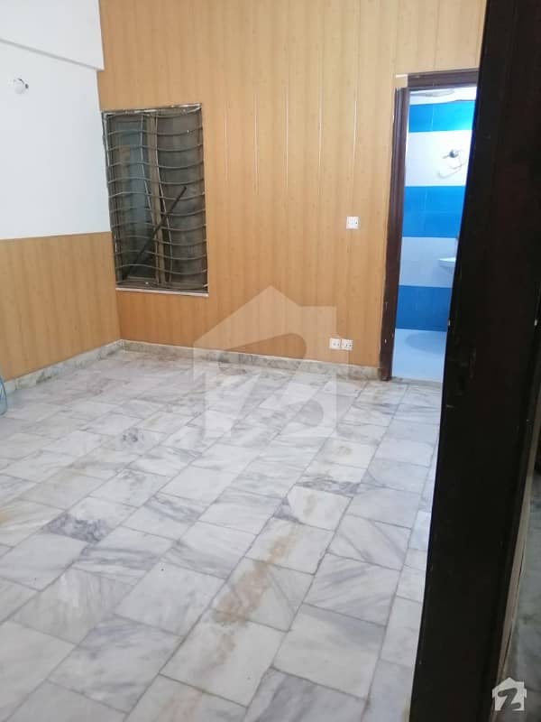 860 Square Feet Flat Is Available For Sale In Gulberg