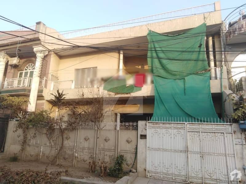 گلشنِِِ راوی ۔ بلاک جی گلشنِ راوی لاہور میں 5 کمروں کا 10 مرلہ مکان 2.75 کروڑ میں برائے فروخت۔