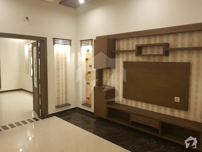 15 Marla 3bed Superb Lower Portion In Pia Society Near Wapda Town