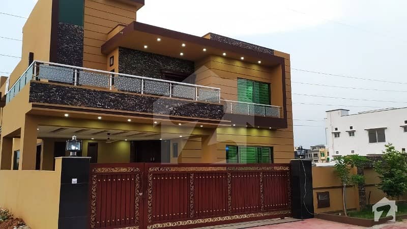 Bahria Town Phase 8 Block Usman D Brand New House Size 1 Kanal 50x100 Front Back Open Double Unit