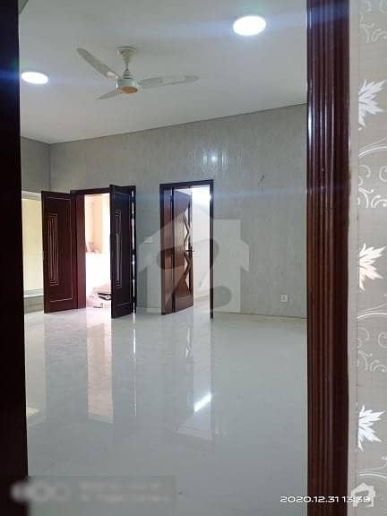 10 Marla  Like Brand New 4 Bed Room 2 Kitchen Tile Flooring Near Market Near Masjid