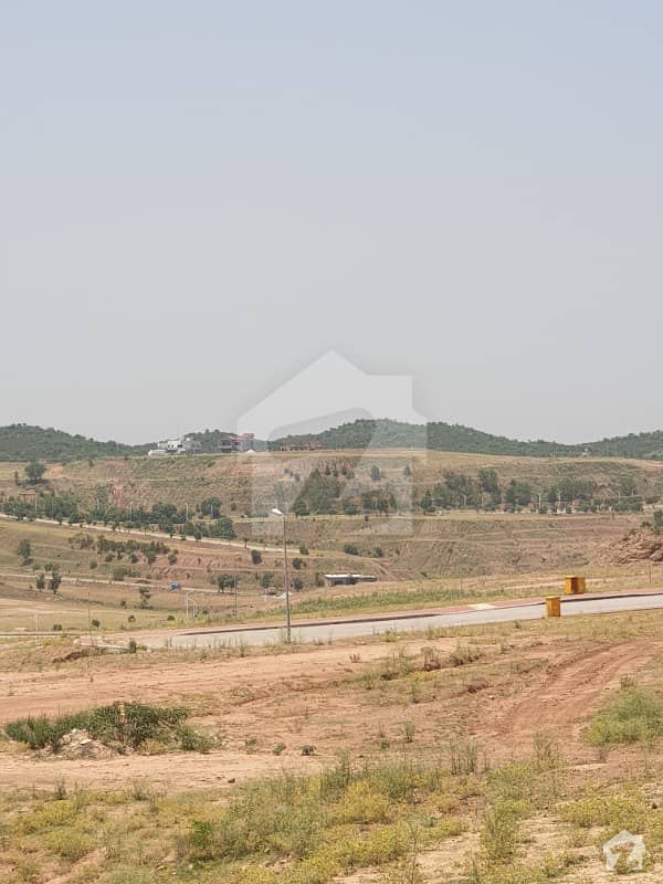 Sector J Southface Plot Near Grand Jamia Mosque School And Commercial Beautiful Location