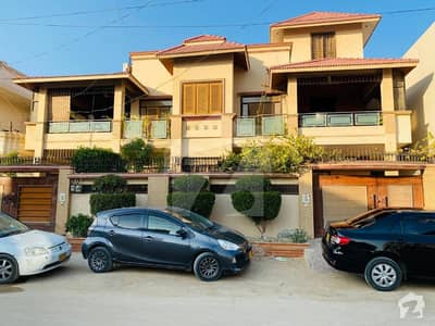 4 Bedroom Luxurious Built House For Sale 4 Bedroom Luxurious Built House For Sale