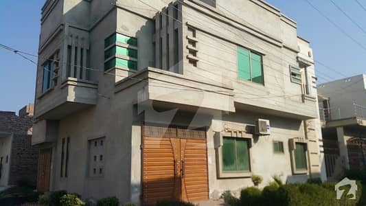گلشن زینب ساہیوال میں 5 کمروں کا 5 مرلہ مکان 25 ہزار میں کرایہ پر دستیاب ہے۔