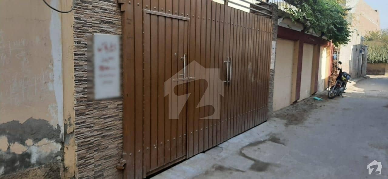 رشید آباد ملتان میں 3 کمروں کا 10 مرلہ مکان 1.2 کروڑ میں برائے فروخت۔