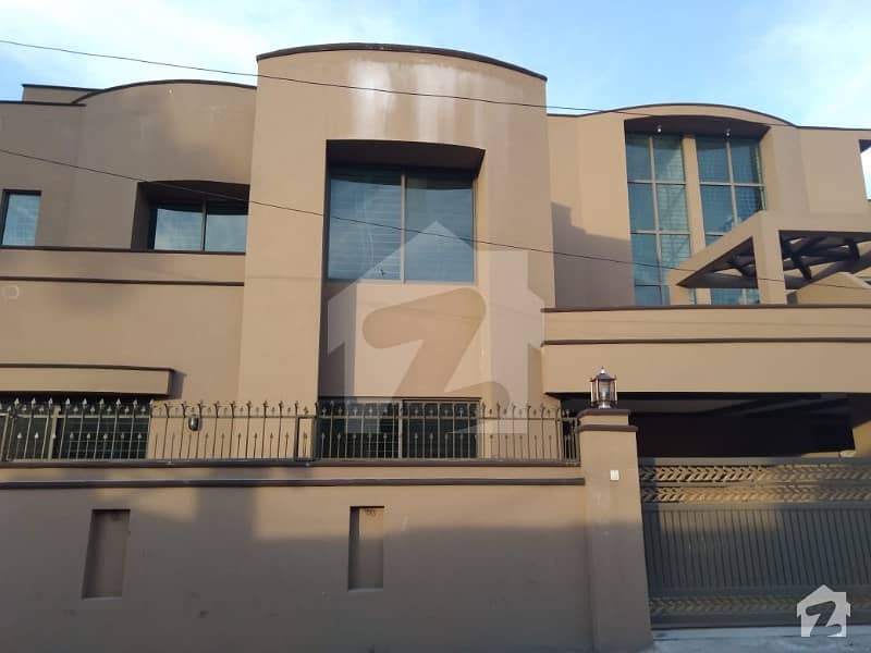 Full House of 5bed Available For Rent In Lalkurti Lalkurti, Rawalpindi
