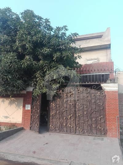 نواب ٹاؤن - بلاک ای نواب ٹاؤن لاہور میں 1 کمرے کا 10 مرلہ فلیٹ 8 ہزار میں کرایہ پر دستیاب ہے۔