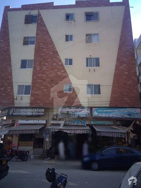 بخاری کمرشل ایریا ڈی ایچ اے فیز 6 ڈی ایچ اے ڈیفینس کراچی میں 3 کمروں کا 5 مرلہ فلیٹ 60 ہزار میں کرایہ پر دستیاب ہے۔