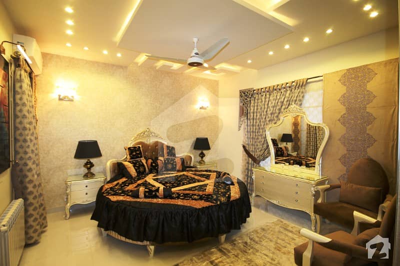 ڈی ایچ اے فیز 6 ڈیفنس (ڈی ایچ اے) لاہور میں 5 کمروں کا 1 کنال مکان 5.9 کروڑ میں برائے فروخت۔