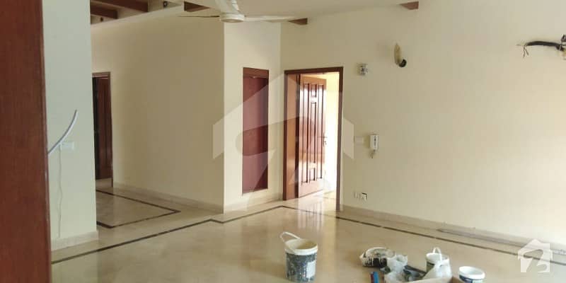 Beautiful Location One Kanal Upper Portion Is Available For Rent In Phase 2