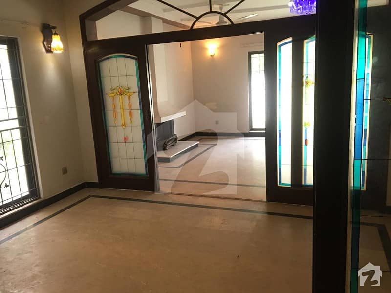 Luxurious Location One Kanal Lower Portion Are Available For Rent In Phase 5