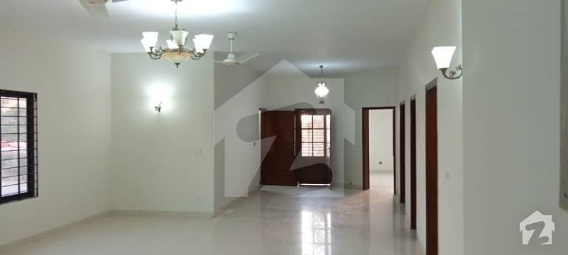 Well Maintain 500 Yards 3 Upper Portion For Rent Best Location In Phase 8