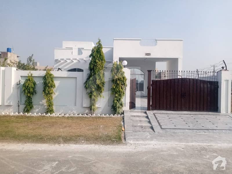 Stunning 4500  Square Feet House In Iep Engineers Town Available