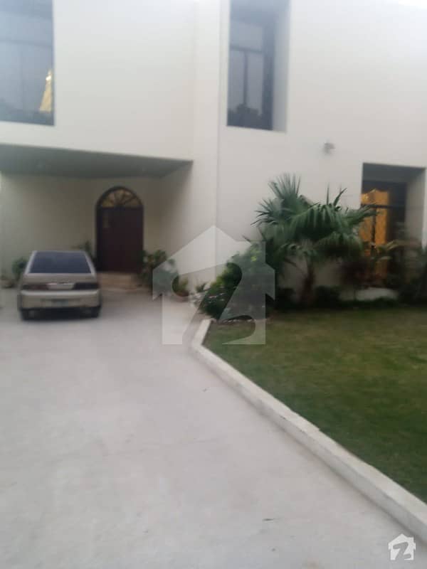 500 Yard Bungalow Available For Sale