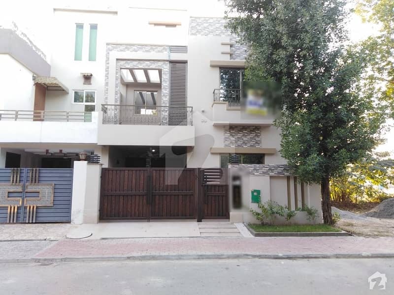 Ideally Located House For Sale In Bahria Town Available