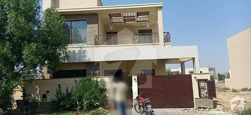 Luxury Villa 250 Sq Yard - Bahria Town Karachi