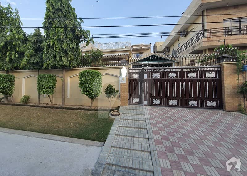 House Of 3375  Square Feet For Sale In Model Town