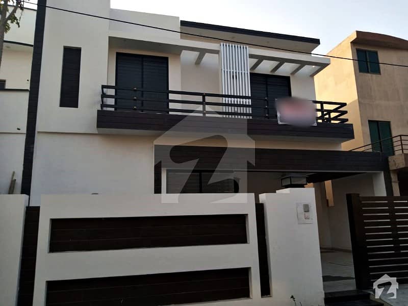 10 Marla Brand Modern Design Bungalow For Sale By Syed Brothers