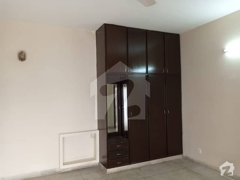 Kanal Upper Portion Available For Rent