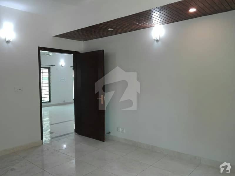 12 Marla Flat Is Available For Rent In Askari