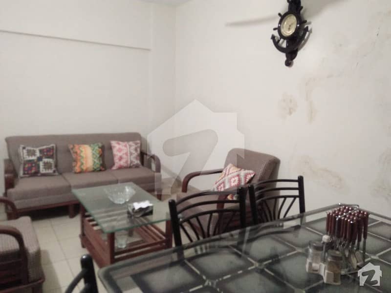 900  Square Feet Flat Is Available In Rashid Minhas Road