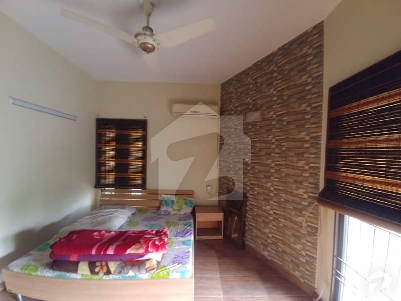8 Marla Fully Furnished House Are Available For Rent In Phase 3