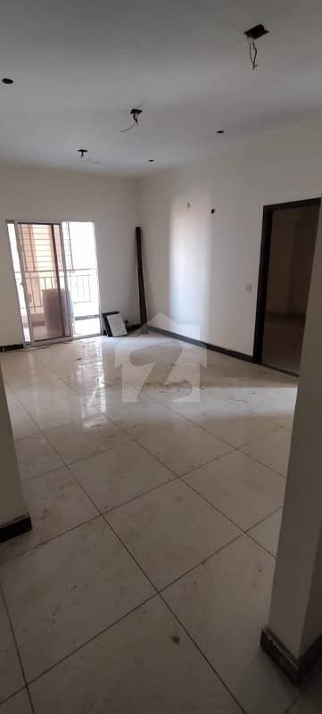 King's Tower 3 Bed Drawing Dining Flat For Sale In Gulistan-e-jauhar Block 15