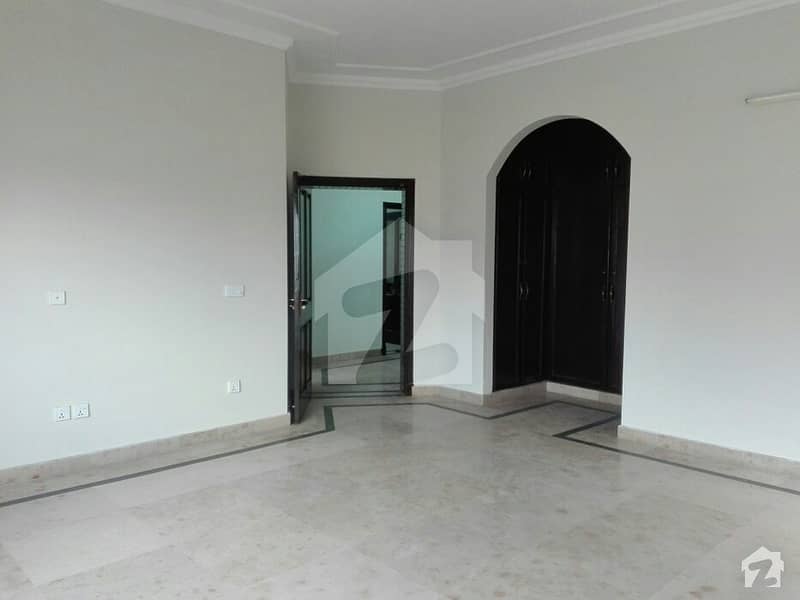 24 Marla Upper Portion For Rent In Beautiful D-12