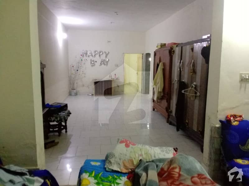پی سی ایس آئی آر سٹاف کالونی لاہور میں 2 کمروں کا 12 مرلہ مکان 1.18 کروڑ میں برائے فروخت۔