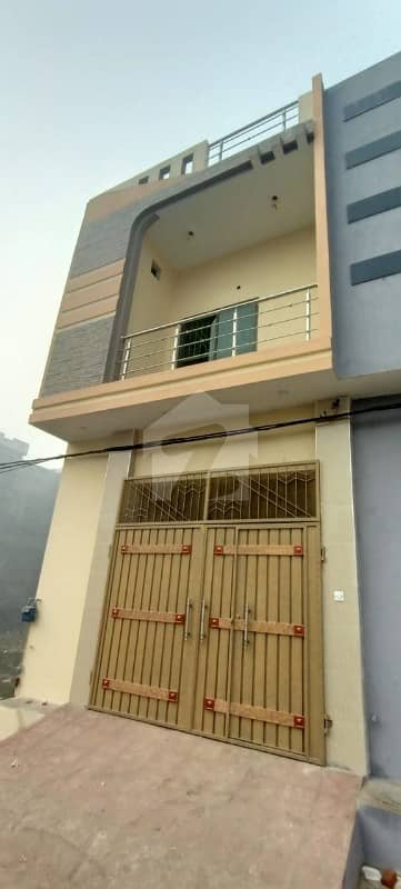 الف ٹاؤن شیخوپورہ میں 3 کمروں کا 3 مرلہ مکان 50 لاکھ میں برائے فروخت۔