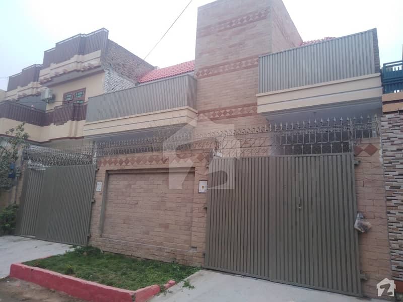 House Sized 10 Marla Is Available For Sale In Hayatabad