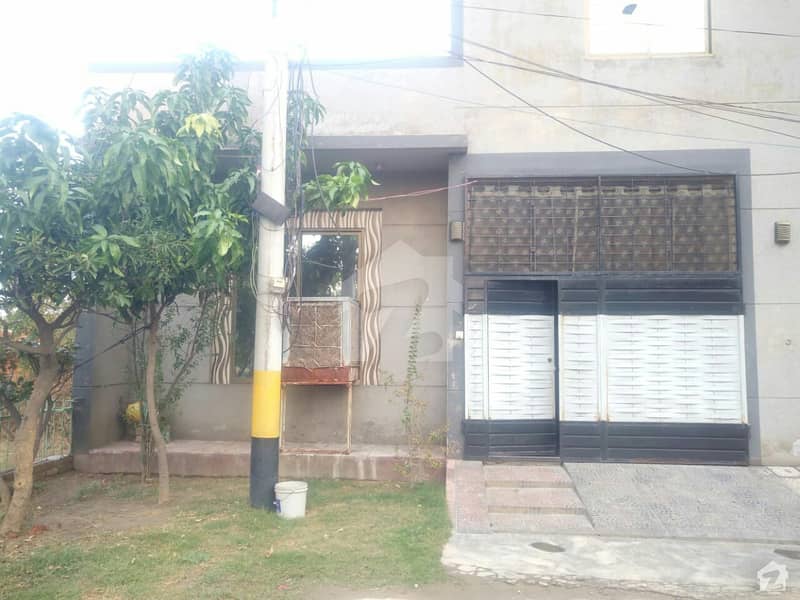 الاحمد گارڈن ہاوسنگ سکیم جی ٹی روڈ لاہور میں 2 کمروں کا 5 مرلہ مکان 75 لاکھ میں برائے فروخت۔