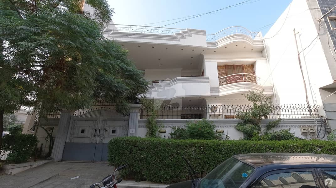 Gorgeous 240 Square Yards House For Sale Available In Gulistan-e-Jauhar
