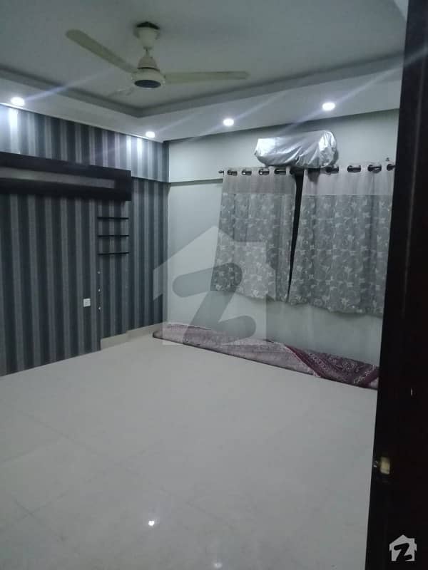 Nishat Commercial 3 Bed DD Apartment Available For Sale