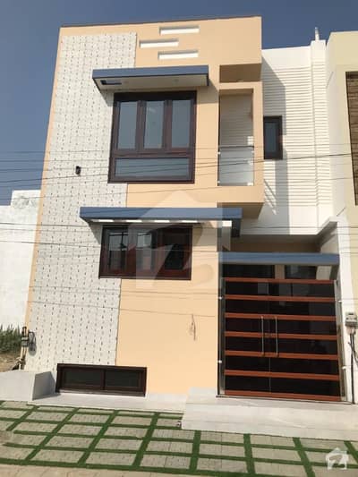 Ayoubia Staff Lane 100 Yards Brand New Bungalow For Sale