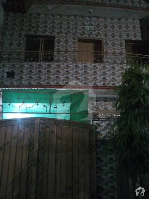 سبزہ زار سکیم لاہور میں 5 کمروں کا 5 مرلہ مکان 1.35 کروڑ میں برائے فروخت۔