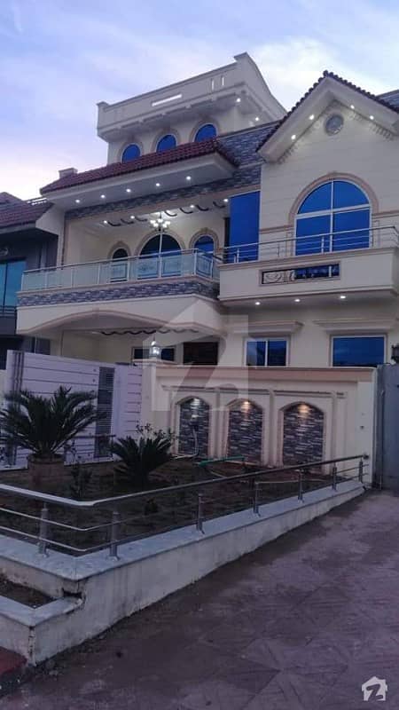 Brand New Solid Construction Beautiful 10 Marla House For Sale In G13 Main Double Rod