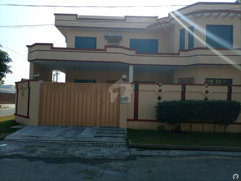 House Of 12.5 Marla For Sale In DC Colony