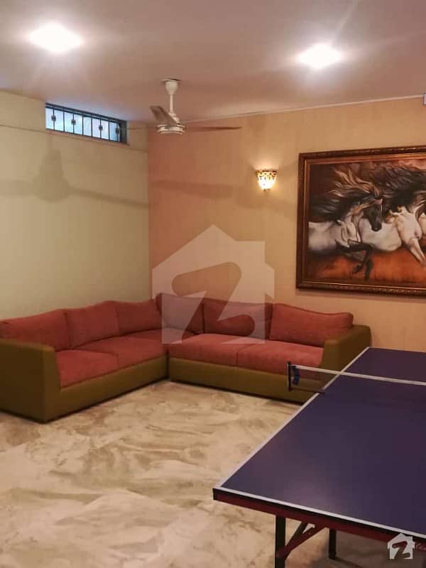 1 Kanal Slightly Used House For Sale Out Class Location DHA PHASE 3