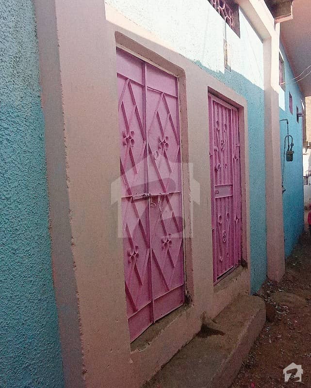 لانڈھی کراچی میں 6 کمروں کا 3 مرلہ مکان 40 لاکھ میں برائے فروخت۔