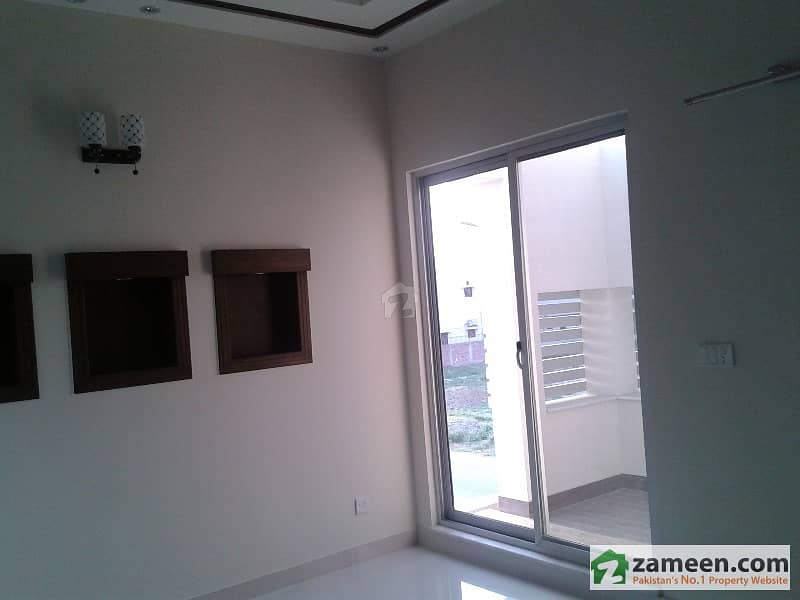 Faseeh Offers - Kanal Upper Portion For Rent In DHA Phase 5