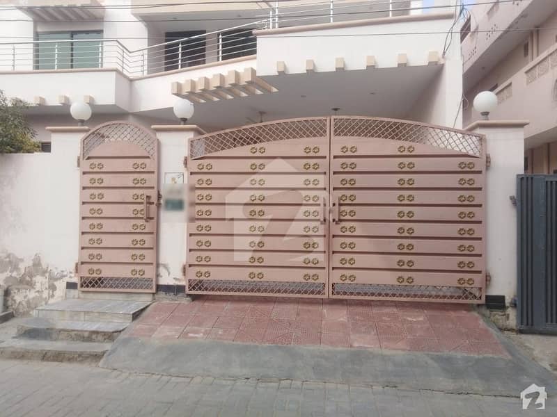 12 Marla House Available In Model Town A For Sale