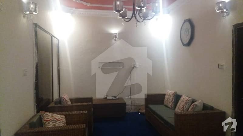 ڈیفینس ویو فیز 2 ڈیفینس ویو سوسائٹی کراچی میں 6 کمروں کا 5 مرلہ مکان 1.75 کروڑ میں برائے فروخت۔