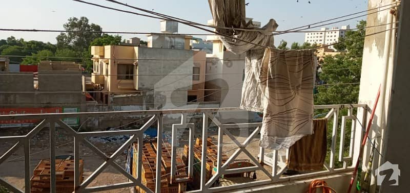 گلشنِ معمار - سیکٹر زیڈ گلشنِ معمار گداپ ٹاؤن کراچی میں 3 کمروں کا 7 مرلہ بالائی پورشن 70 لاکھ میں برائے فروخت۔
