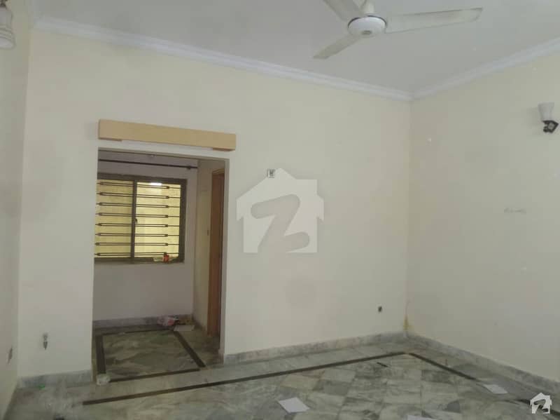 1000 Square Feet Flat Is Available For Sale In G-9