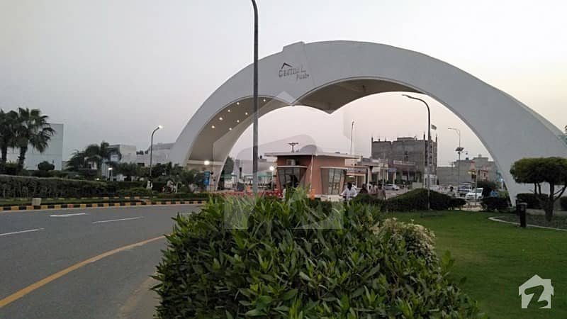 سینٹرل پارک ۔ بلاک سی سینٹرل پارک ہاؤسنگ سکیم لاہور میں 10 مرلہ رہائشی پلاٹ 45 لاکھ میں برائے فروخت۔