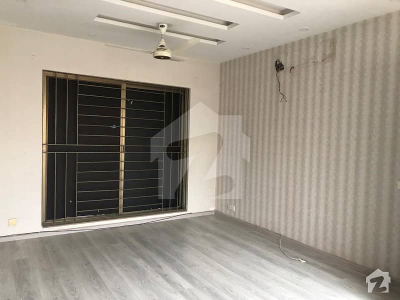 One Kanal Beautiful Upper Portion Available For Rent In Dha Lahore Cantt