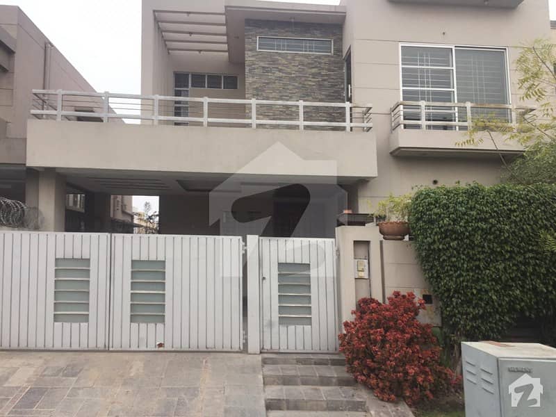 10 Marla Beautiful Bungalow For Sale In Dha Phase 5 Lahore
