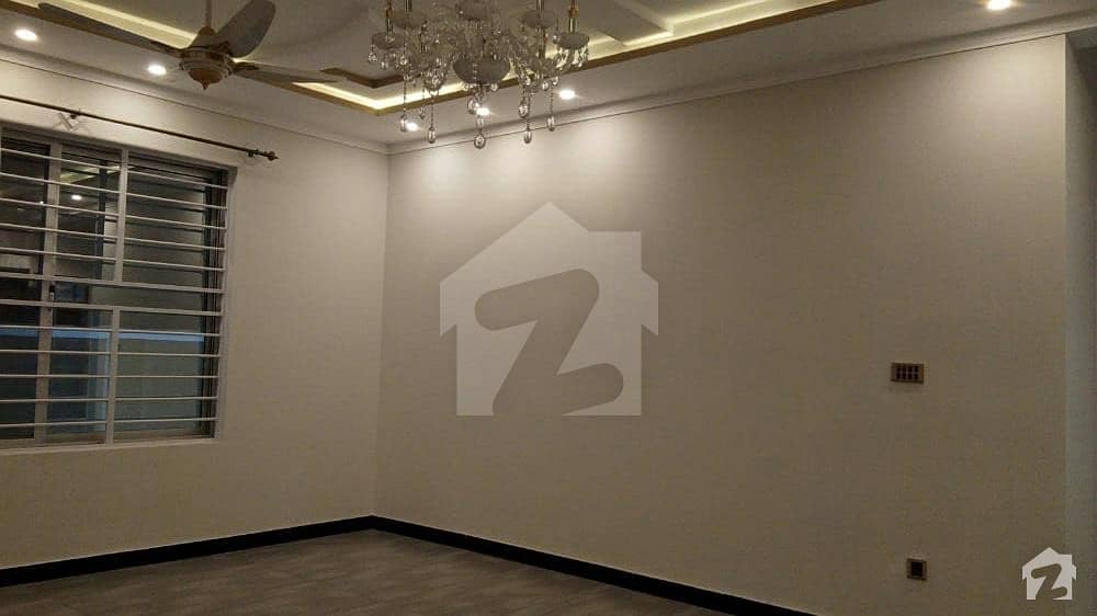 1125  Square Feet House In Airport Housing Society For Sale